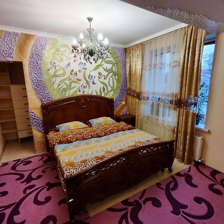 Gold Rose Apartament Κισινάου Εξωτερικό φωτογραφία