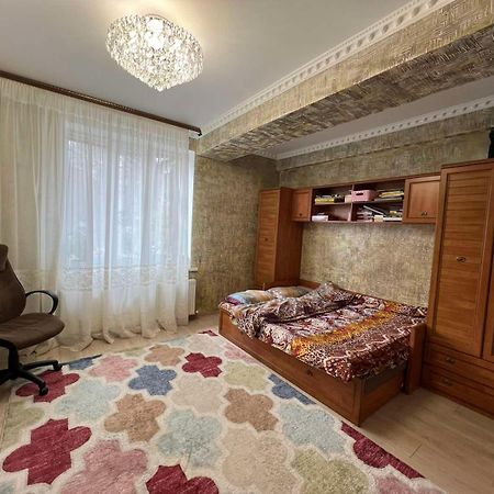 Gold Rose Apartament Κισινάου Εξωτερικό φωτογραφία